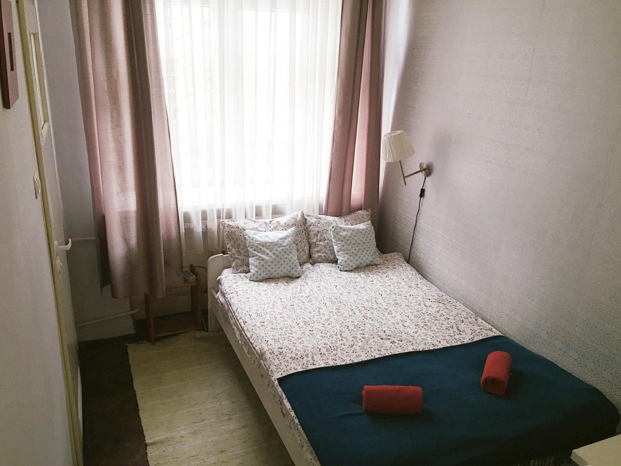 Hostel Aleje 28 Krakau Buitenkant foto