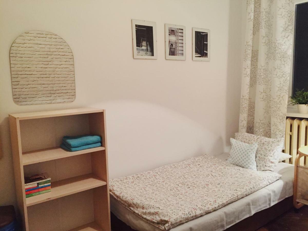 Hostel Aleje 28 Krakau Buitenkant foto